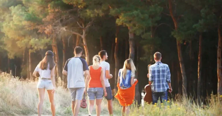 What Are the Benefits of Multigenerational Travel for Families?
